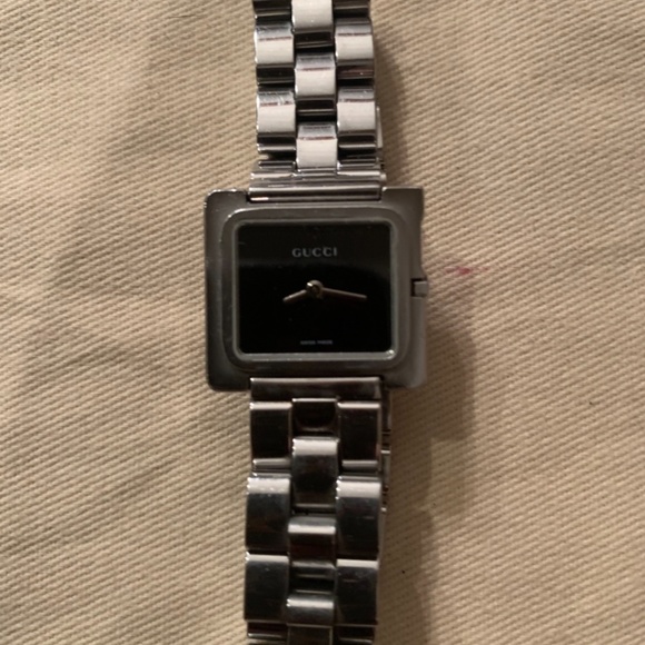 Gucci watch - Picture 4 of 6